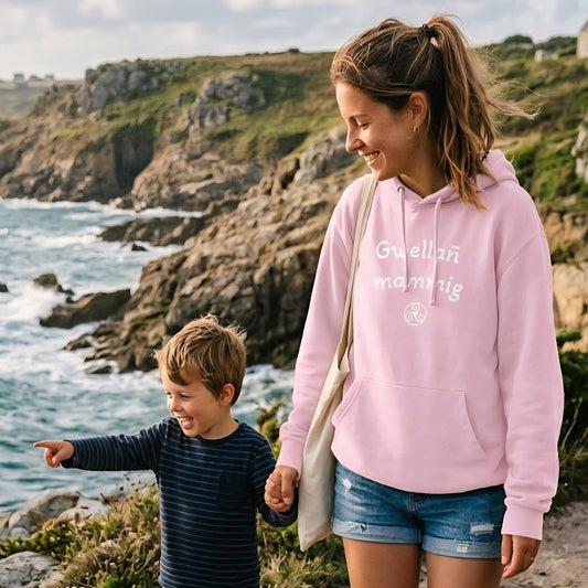 Sweat à Capuche Gwellañ Mammig – Meilleure Maman (Breton) sweat-shirt Bevet Breizh 